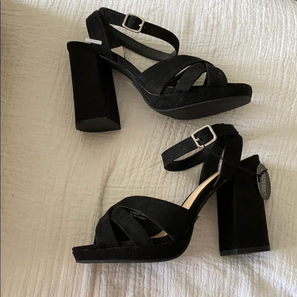 ASOS Platform Heels - Picture 4 of 6